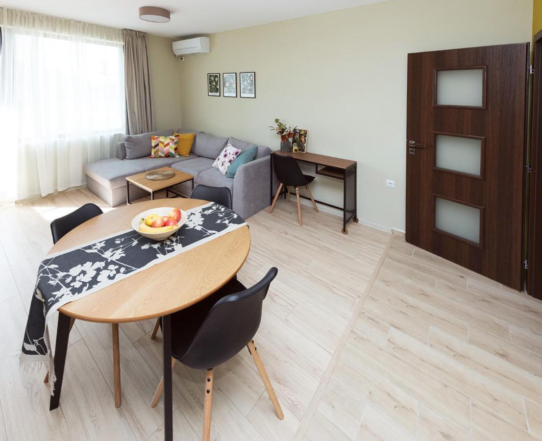 Kalina Apartment Kazanlak Exterior photo